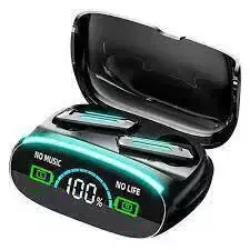Auriculares M39 (Negro) × 1
